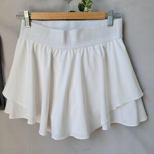 Lululemon Court Rival High Rise Skirt White 6